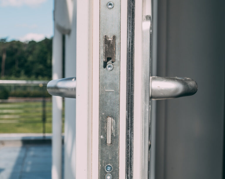 Deuren van de timmerman Hoeven